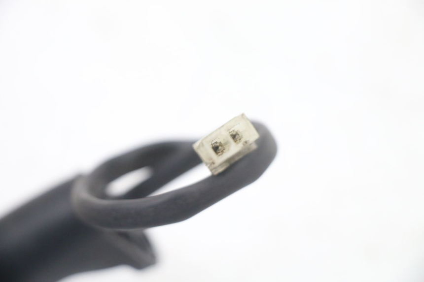 photo de CLIGNOTANT AVANT DROIT PEUGEOT LUDIX ONE 50 (2005 - 2008) - Gros plan technique