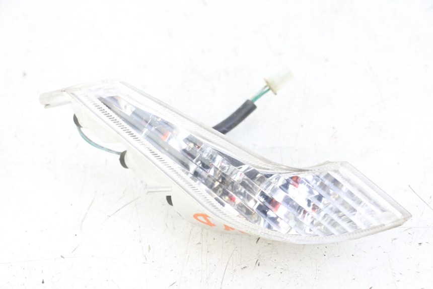 photo de CLIGNOTANT AVANT DROIT PEUGEOT VIVACITY 125 (2010 - 2017) - Vue principale