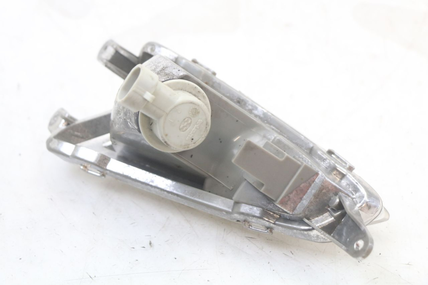 photo de CLIGNOTANT AVANT DROIT PIAGGIO LIBERTY IGET 4T 50 (2021 - 2025) - Vue d’ensemble