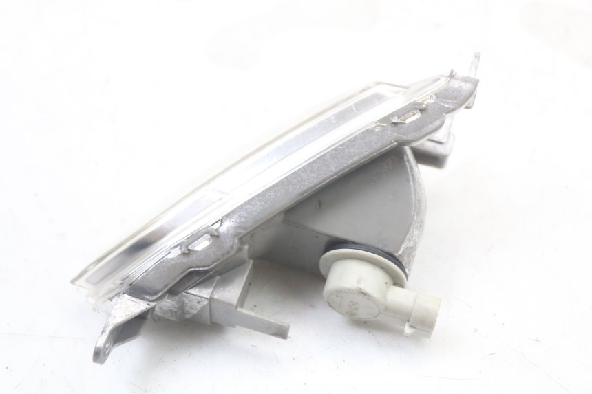 photo de CLIGNOTANT AVANT DROIT PIAGGIO LIBERTY IGET 4T 50 (2021 - 2025) - Points de fixation