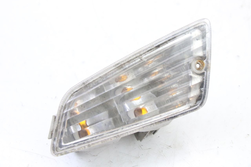 photo de CLIGNOTANT AVANT DROIT PIAGGIO VESPA GRANTURISMO 125 (2003 - 2007) - Vue principale