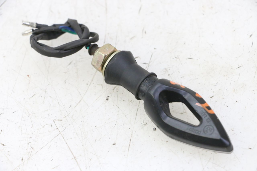 photo de CLIGNOTANT AVANT DROIT MAG POWER R-STREET 50 (2016 - 2025) - Zoom état d’usage