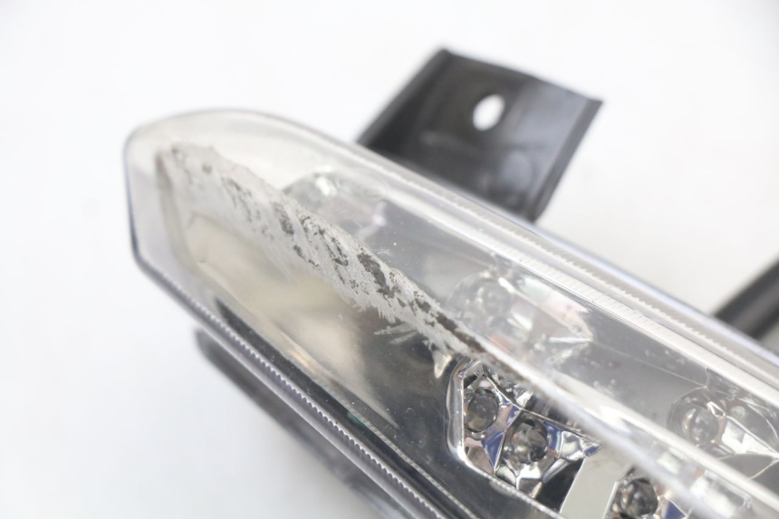 photo de Front right turn signal EUROCKA R8 4T 50 (2013 - 2022) - Zoom état d’usage