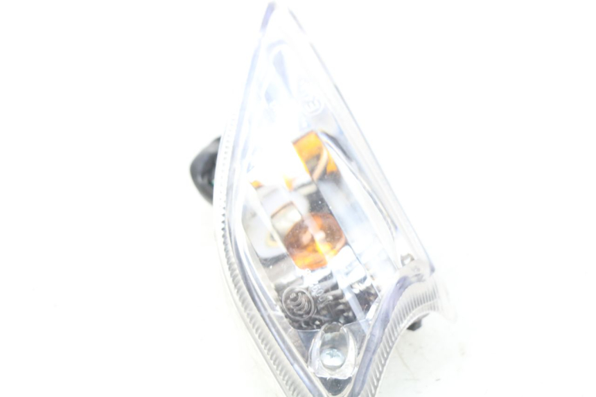 photo de CLIGNOTANT AVANT DROIT RIDE RACE GT 2T 50 (2012 - 2017) - Détail de la pièce