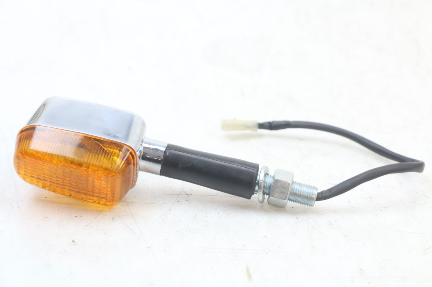 photo de CLIGNOTANT AVANT DROIT ROYAL ENFIELD CONTINENTAL GT 650 (2019 - 2024) - Détail de la pièce