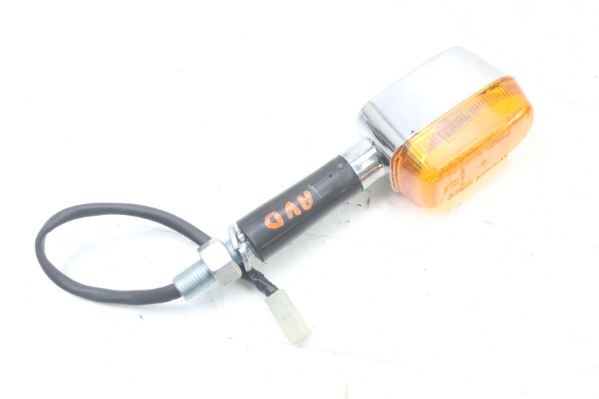 photo de CLIGNOTANT AVANT DROIT ROYAL ENFIELD CONTINENTAL GT 650 (2019 - 2024) - Vue d’ensemble