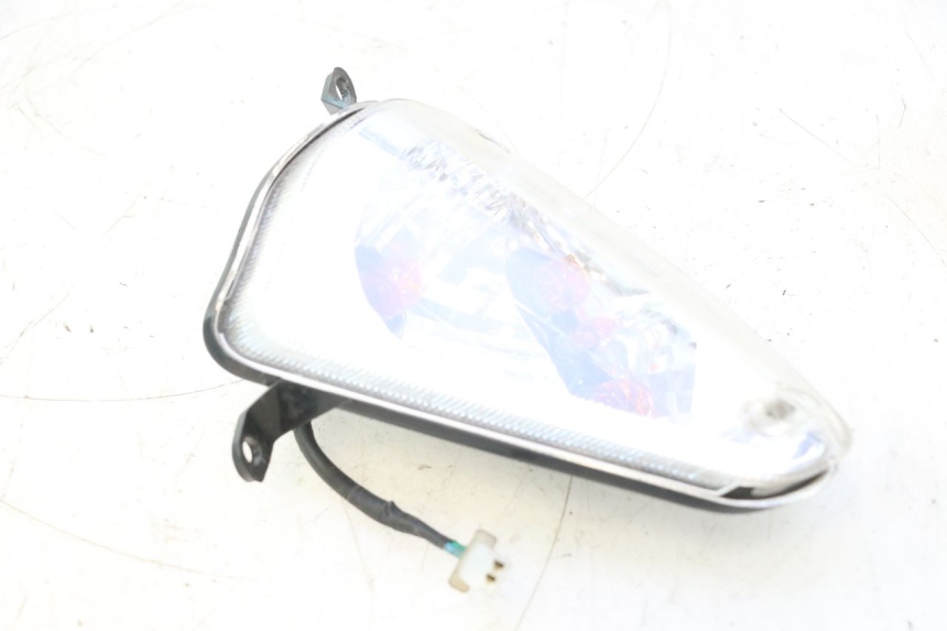 photo de CLIGNOTANT AVANT DROIT DAELIM S2 125 (2006 - 2007) - Autre angle de vue