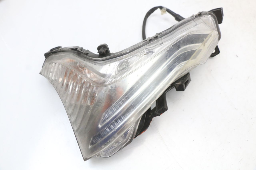 photo de CLIGNOTANT AVANT DROIT HONDA SH ABS 125 (2012 - 2017) - Détail de la pièce
