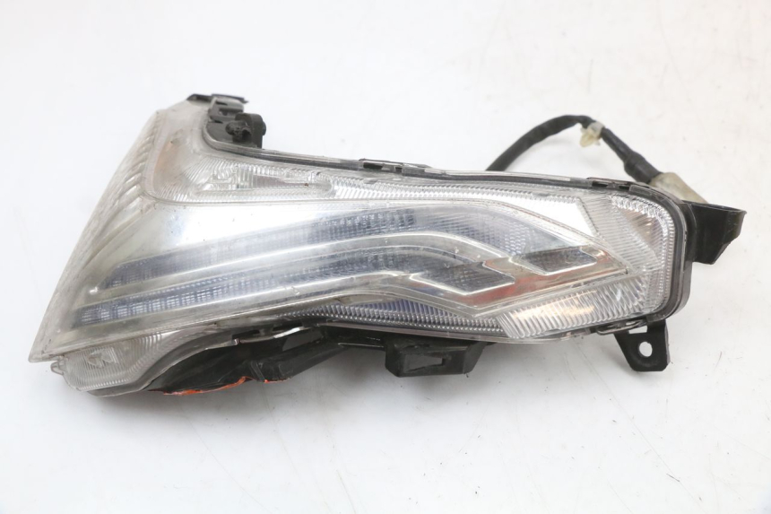 photo de CLIGNOTANT AVANT DROIT HONDA SH ABS 125 (2012 - 2017) - Zoom état d’usage