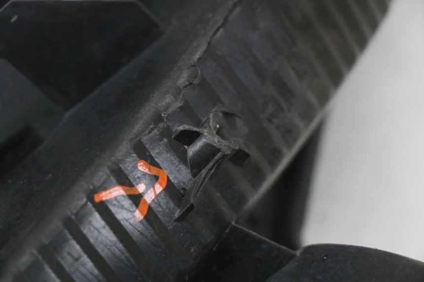 photo de CLIGNOTANT AVANT DROIT HONDA SH ABS 125 (2012 - 2017) - Vue d’ensemble