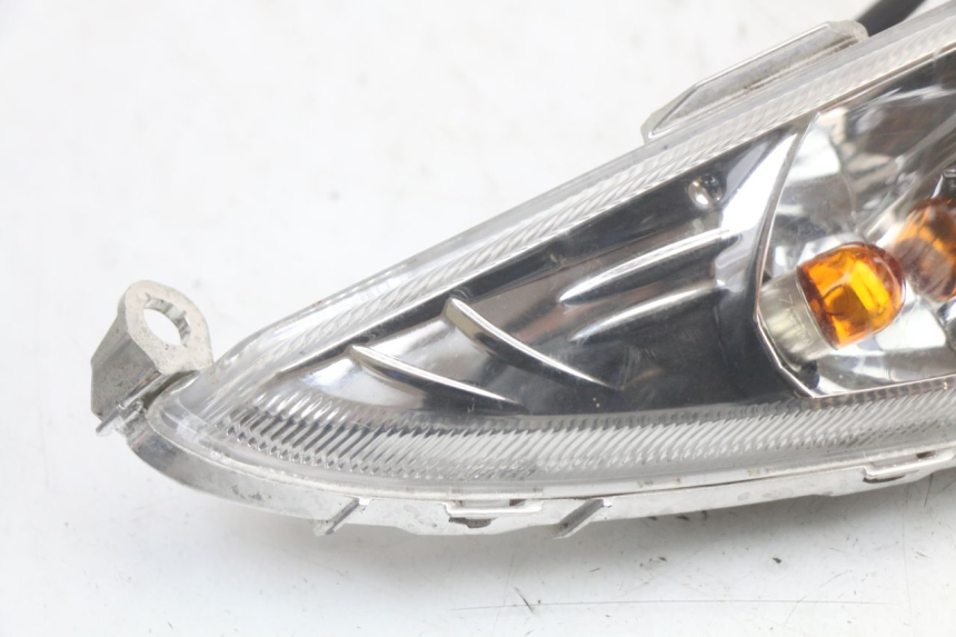 photo de CLIGNOTANT AVANT DROIT SYM ORBIT 2 4T 50 (2018 - 2022) - Détail de la pièce