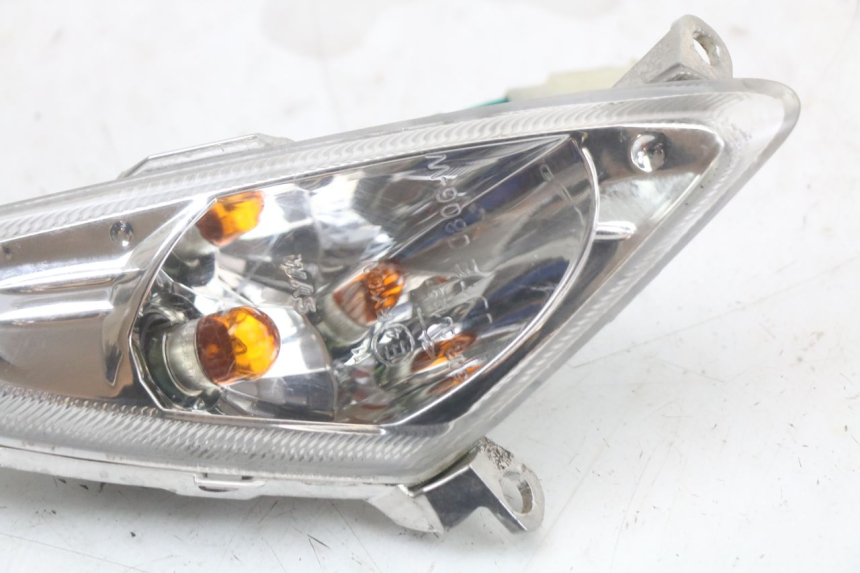 photo de CLIGNOTANT AVANT DROIT SYM ORBIT 2 4T 50 (2018 - 2022) - Zoom état d’usage