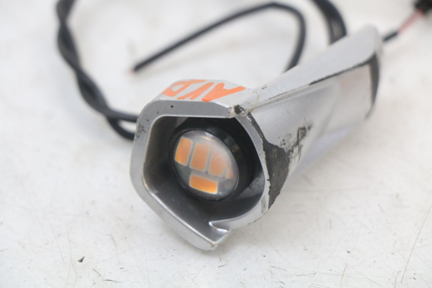 photo de CLIGNOTANT AVANT DROIT DUALTRON TOGO PLUS 1 - Zoom état d’usage