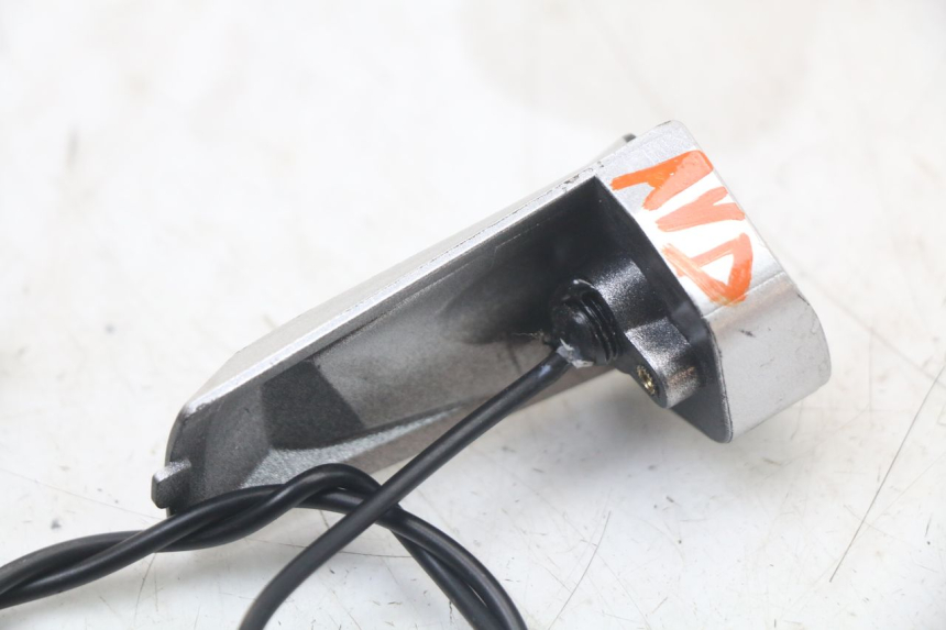 photo de CLIGNOTANT AVANT DROIT DUALTRON TOGO PLUS 1 - État de surface