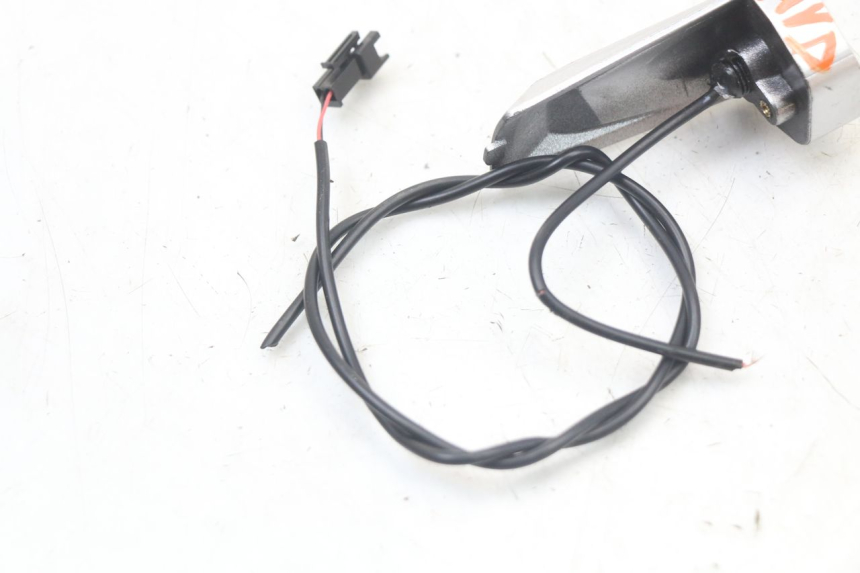 photo de CLIGNOTANT AVANT DROIT DUALTRON TOGO PLUS 1 - Pièce contrôlée