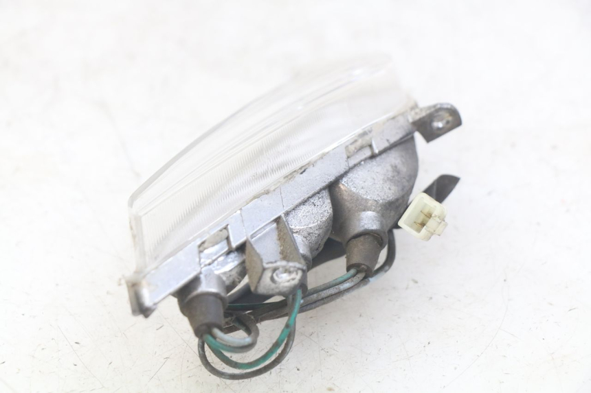 photo de CLIGNOTANT AVANT DROIT PEUGEOT TWEET 4T 50 (2010 - 2014) - Autre angle de vue