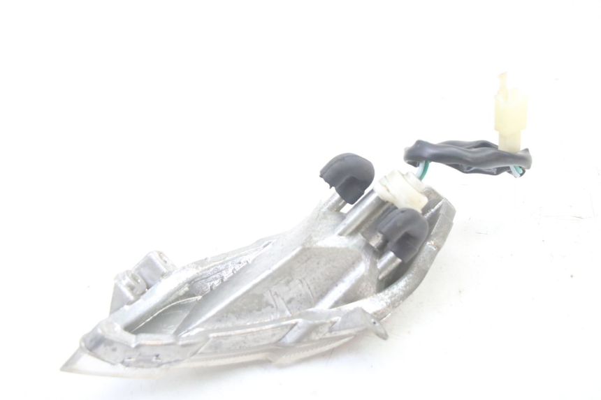 photo de CLIGNOTANT AVANT DROIT PEUGEOT TWEET 4T 50 (2018 - 2022) - Autre angle de vue