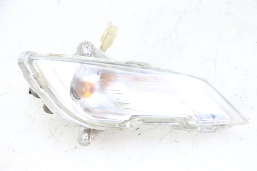 photo de CLIGNOTANT AVANT DROIT PEUGEOT TWEET 4T 50 (2014 - 2019) - Vue principale