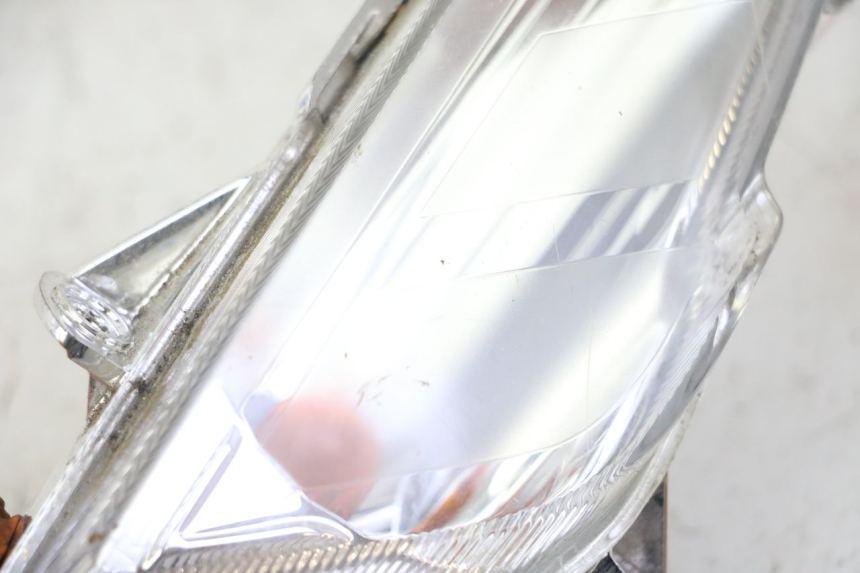 photo de CLIGNOTANT AVANT DROIT PEUGEOT TWEET 4T 50 (2018 - 2022) - Détail de la pièce