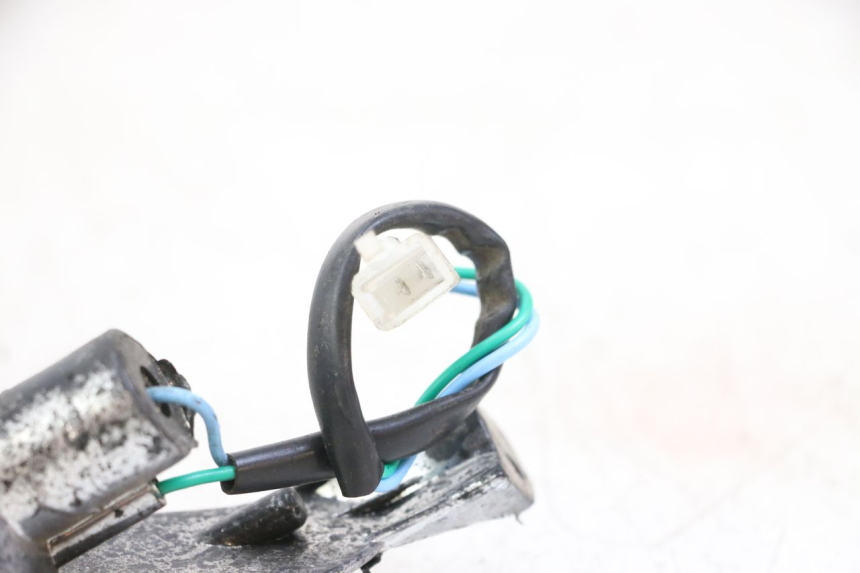 photo de CLIGNOTANT AVANT DROIT UNIVERSAL BIKE ZN50QT-11B 50 (2018 - 2021) - Zoom état d’usage