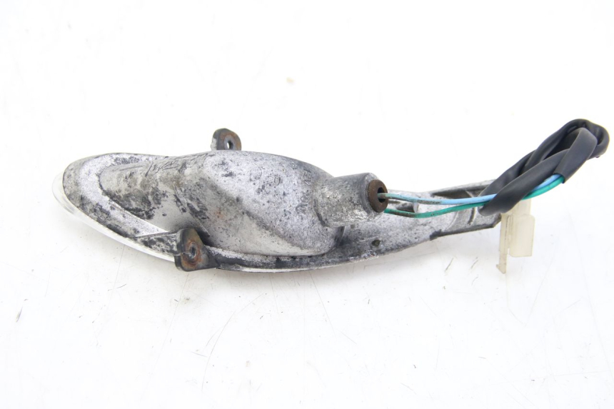 photo de CLIGNOTANT AVANT DROIT PEUGEOT V-CLIC VCLIC 50 (2007 - 2013) - Gros plan technique