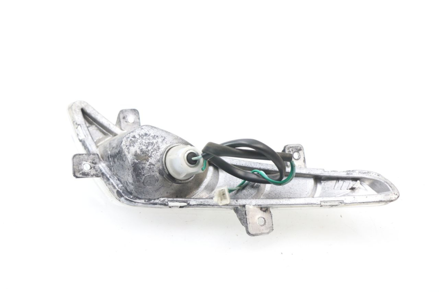 photo de CLIGNOTANT AVANT DROIT RAZZO VENICE 50 (2009 - 2014) - Zoom état d’usage