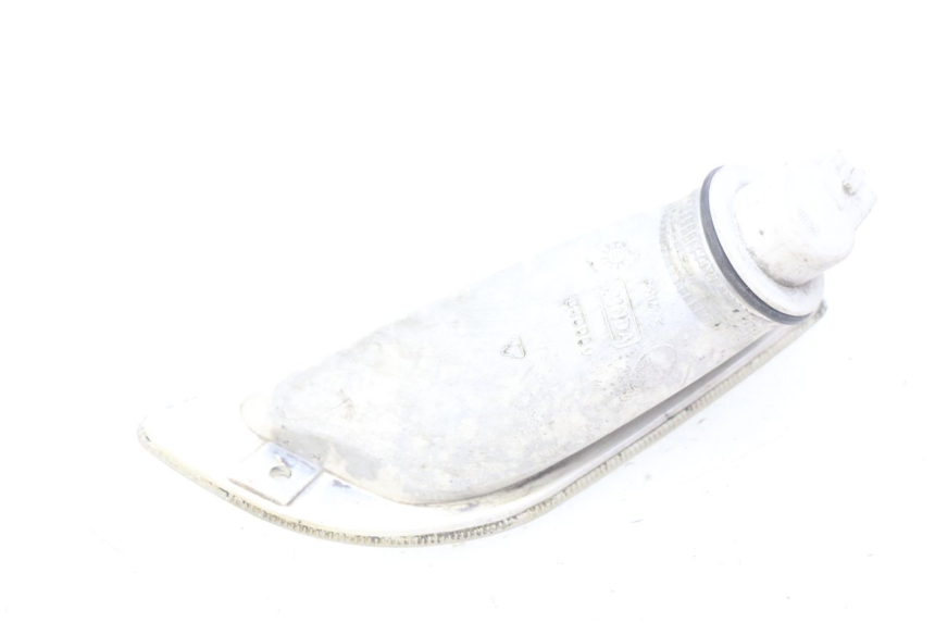 photo de CLIGNOTANT AVANT DROIT PIAGGIO VESPA LX 2T 50 (2005 - 2013) - Zoom état d’usage