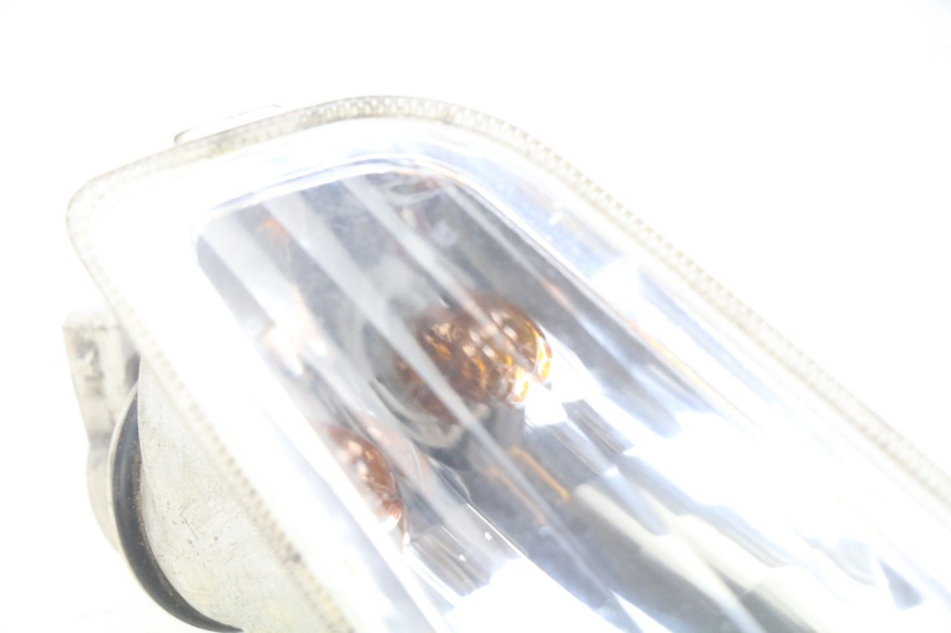 photo de CLIGNOTANT AVANT DROIT PIAGGIO VESPA LX 2T 50 (2005 - 2013) - Vue d’ensemble