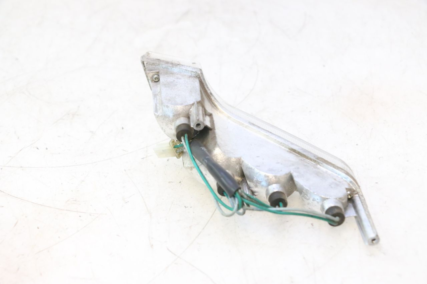 photo de CLIGNOTANT AVANT DROIT PEUGEOT VIVACITY NEW 2T 50 (2008 - 2017) - Gros plan technique