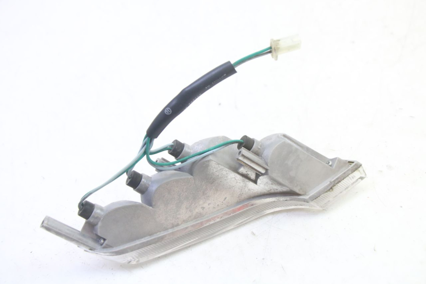 photo de CLIGNOTANT AVANT DROIT PEUGEOT VIVACITY NEW 4T 50 (2008 - 2017) - Points de fixation