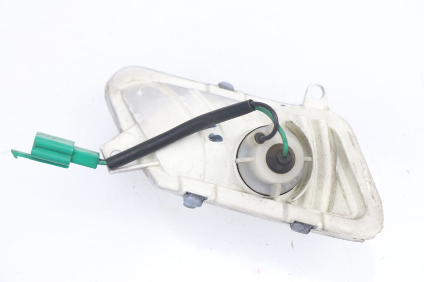 photo de CLIGNOTANT AVANT DROIT YAMAHA XMAX X-MAX 125 (2006 - 2009) - Zoom état d’usage