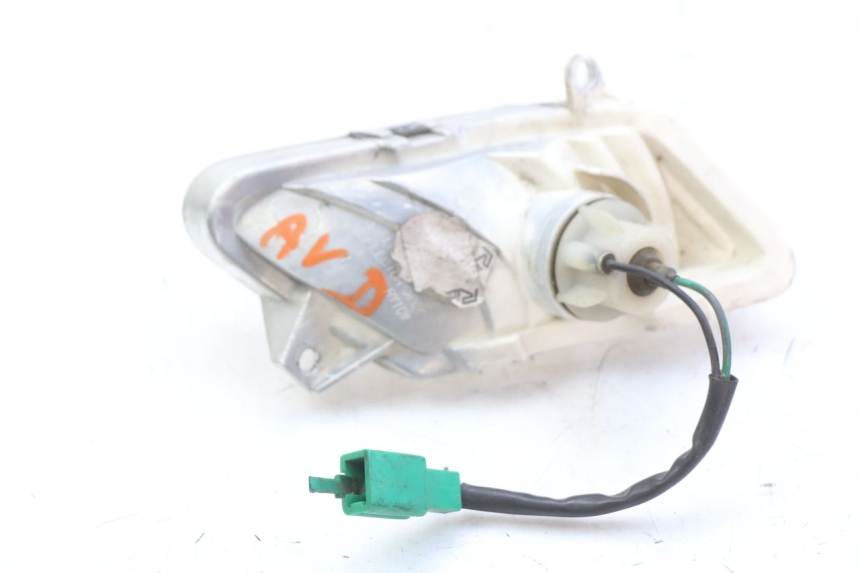 photo de CLIGNOTANT AVANT DROIT YAMAHA XMAX X-MAX 125 (2006 - 2009) - Zoom état d’usage