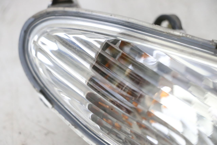 photo de CLIGNOTANT AVANT DROIT YAMAHA NEO'S NEOS 2T EASY 50 (2013 - 2016) - Autre angle de vue