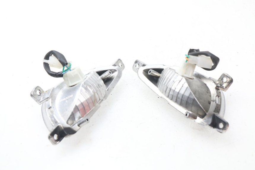 photo de CLIGNOTANT AVANT RIDE E1 1 (2014 - 2022) - Autre angle de vue