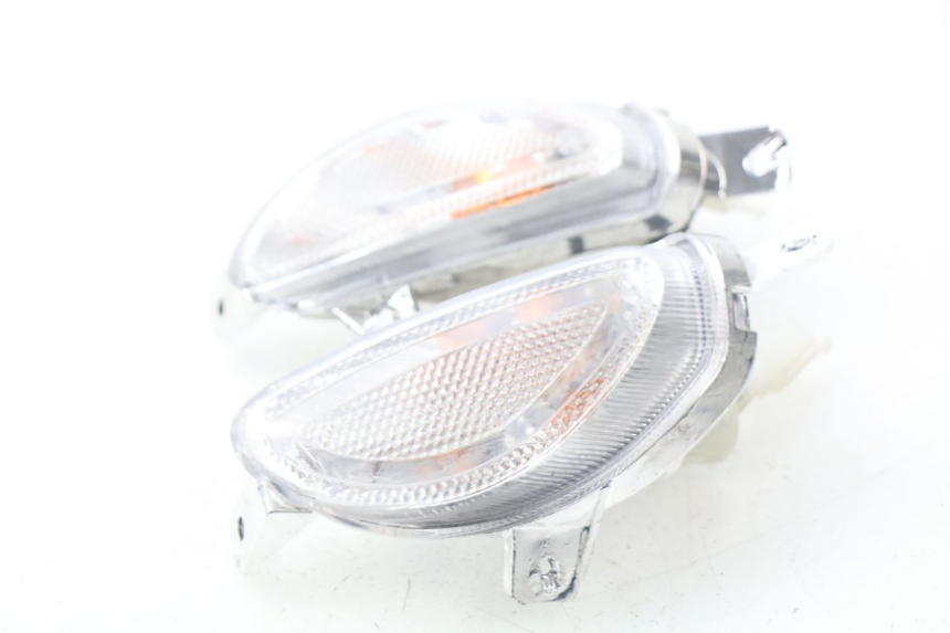 photo de CLIGNOTANT AVANT RIDE E1 1 (2014 - 2022) - Autre angle de vue