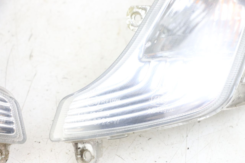 photo de CLIGNOTANT AVANT SYM FIDDLE 2 50 (2008 - 2013) - État de surface