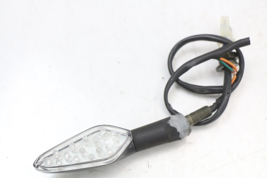 photo de Front left turn signal E-MAX 80L 1 (2011 - 2014) - Vue principale