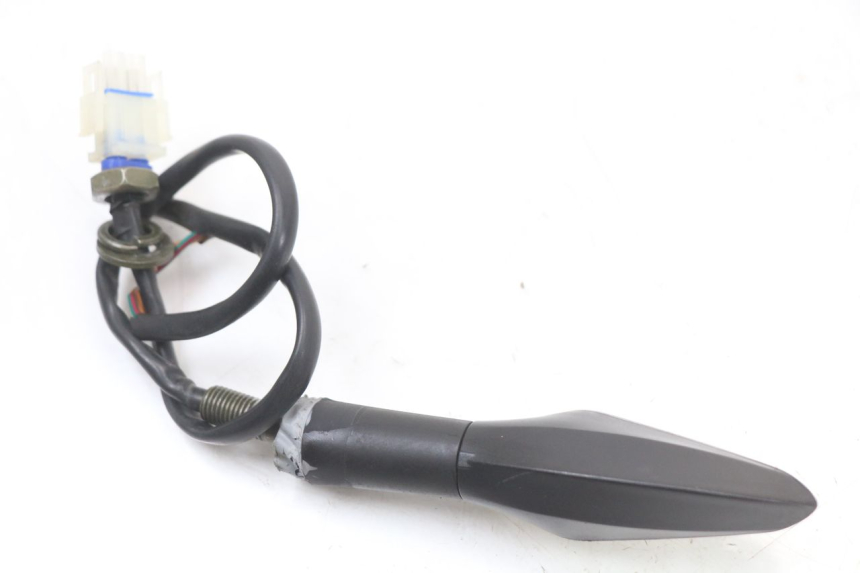 photo de Front left turn signal E-MAX 80L 1 (2011 - 2014) - Zoom état d’usage