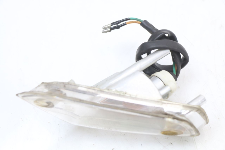 photo de CLIGNOTANT AVANT GAUCHE KYMCO AGILITY 4T 50 (2005 - 2018) - Détail de la pièce