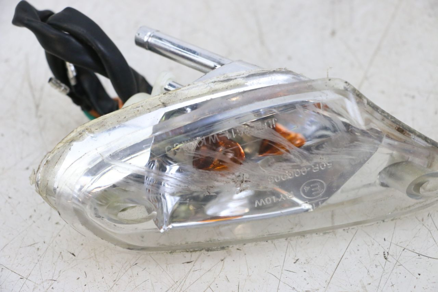 photo de CLIGNOTANT AVANT GAUCHE KYMCO AGILITY 4T 50 (2018 - 2022) - Détail de la pièce