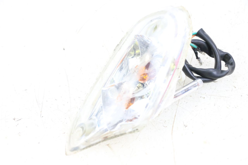 photo de CLIGNOTANT AVANT GAUCHE KYMCO AGILITY 4T 50 (2018 - 2022) - Points de fixation