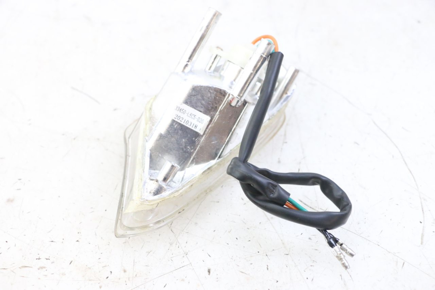 photo de CLIGNOTANT AVANT GAUCHE KYMCO AGILITY 4T 50 (2018 - 2022) - Zoom état d’usage