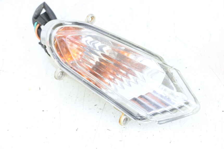 photo de CLIGNOTANT AVANT GAUCHE KYMCO AGILITY CITY 4T 50 (2008 - 2016) - Vue principale