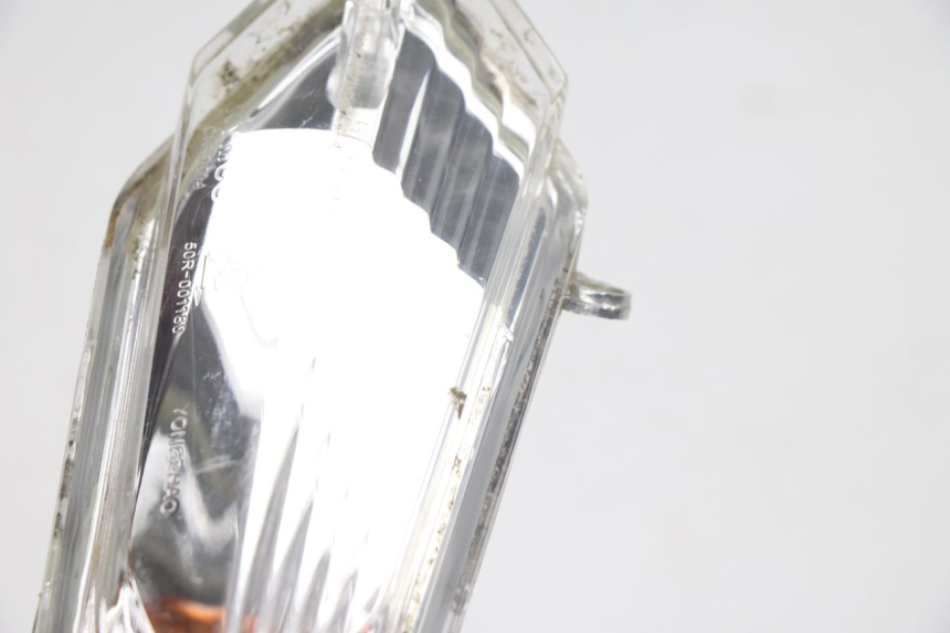 photo de CLIGNOTANT AVANT GAUCHE KYMCO AGILITY CITY 50 (2008 - 2016) - Points de fixation