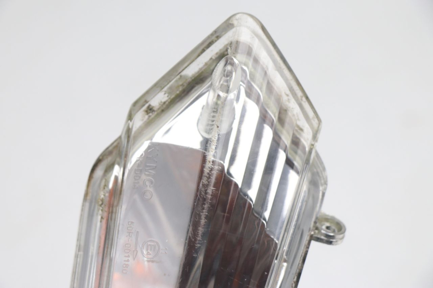 photo de CLIGNOTANT AVANT GAUCHE KYMCO AGILITY CITY 50 (2008 - 2016) - État de surface