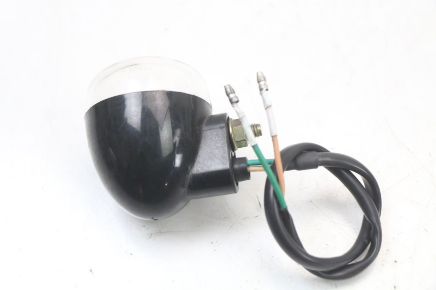 photo de CLIGNOTANT AVANT GAUCHE KYMCO AGILITY RS 4T 50 (2009 - 2013) - Autre angle de vue