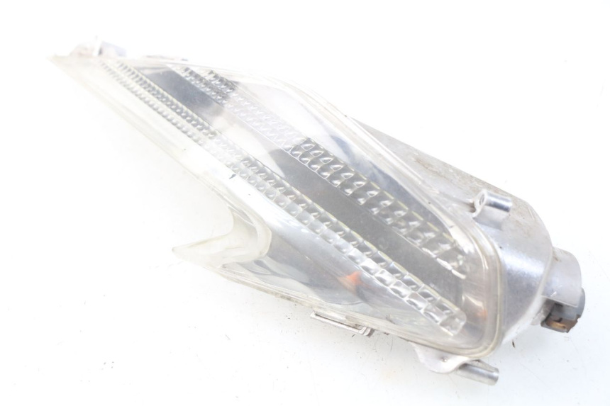 photo de CLIGNOTANT AVANT GAUCHE APRILIA ATLANTIC 125 (2003 - 2009) - Vue principale