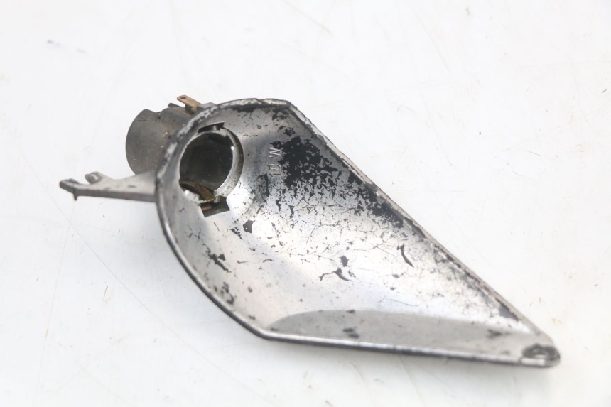 photo de CLIGNOTANT AVANT GAUCHE PEUGEOT BUXY 50 (1993 - 1998) - Autre angle de vue