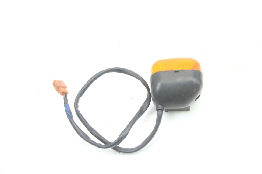 photo de CLIGNOTANT AVANT GAUCHE YAMAHA BW'S BWS 125 (2010 - 2013) - Autre angle de vue