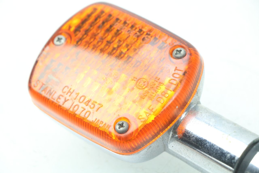 photo de CLIGNOTANT AVANT GAUCHE HONDA CA REBEL 125 (1995 - 2001) - Pièce contrôlée